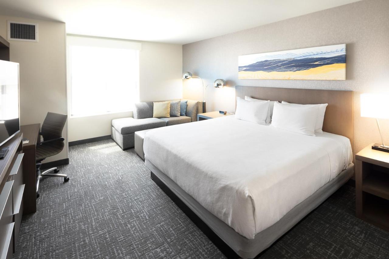 Hyatt House 瓦卡维尔 外观 照片