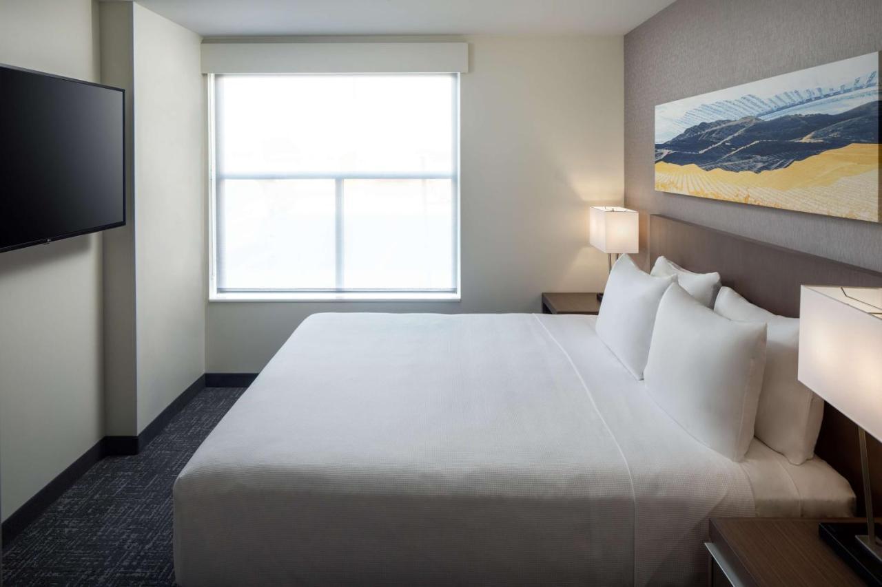 Hyatt House 瓦卡维尔 外观 照片
