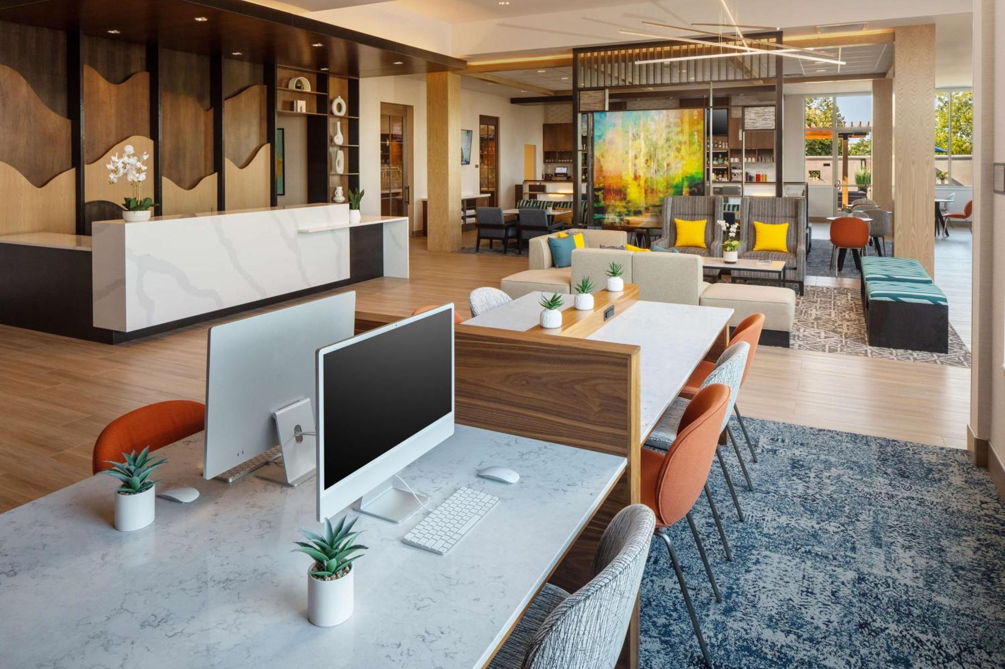 Hyatt House 瓦卡维尔 外观 照片