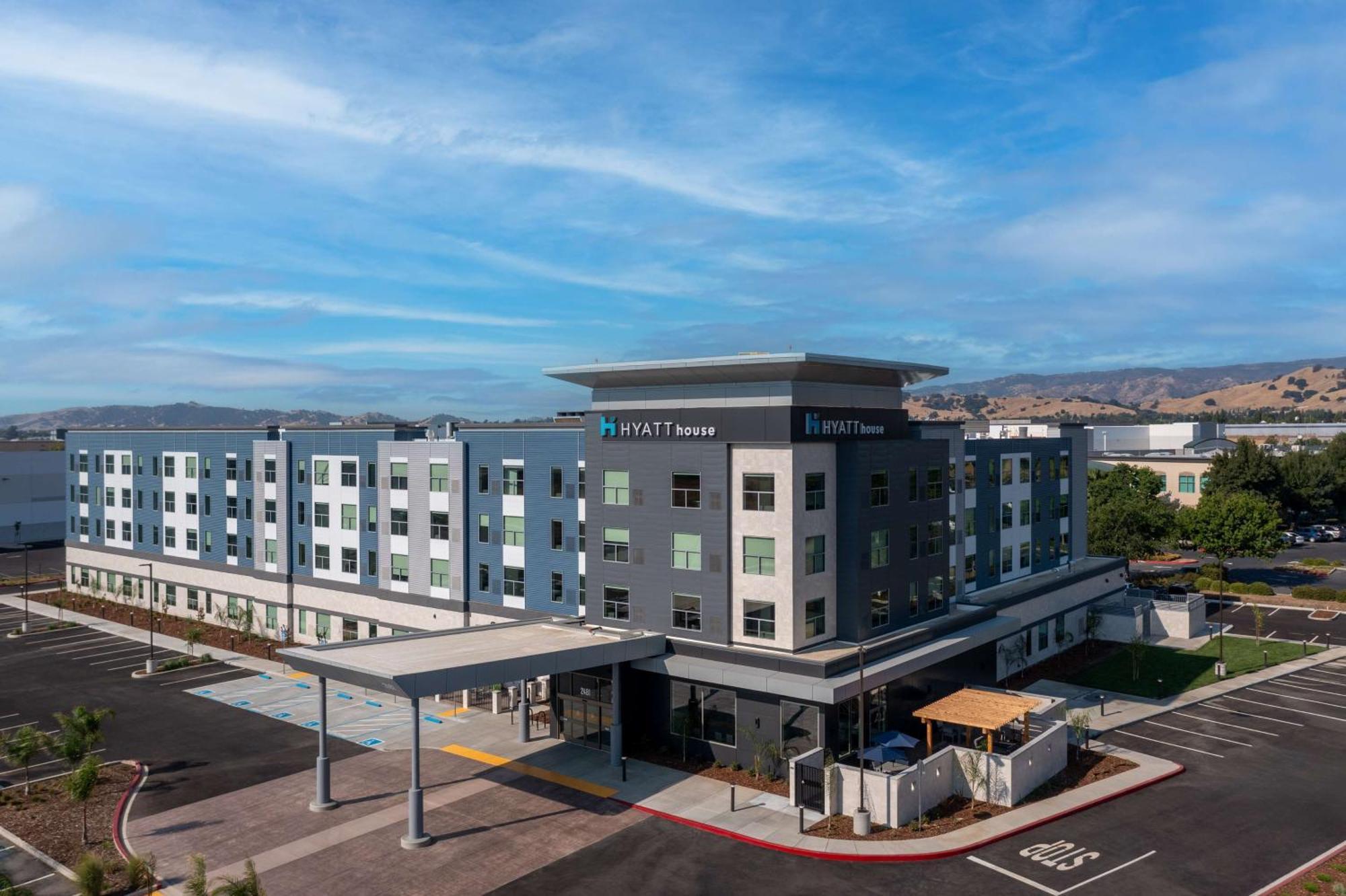 Hyatt House 瓦卡维尔 外观 照片